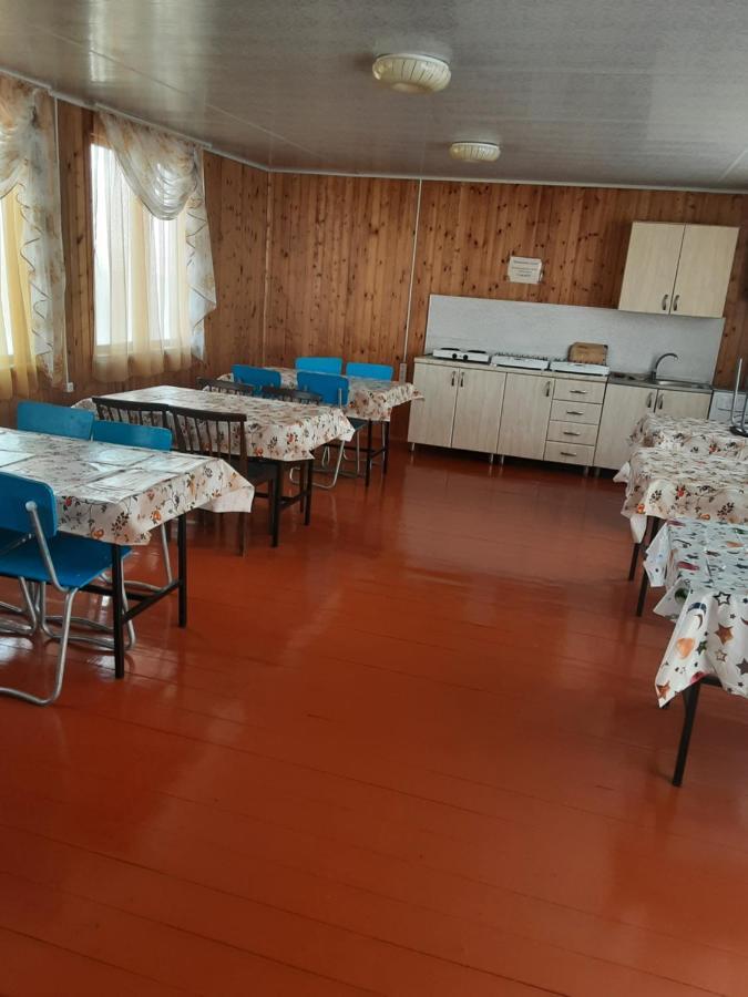 Kiwi Hotel Pizunda Bagian luar foto